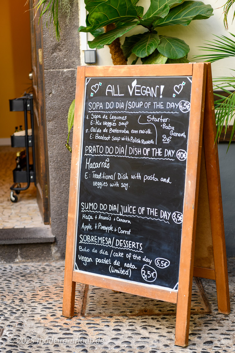 tagesaktuelle Speisekarte vegaanes Restaurant