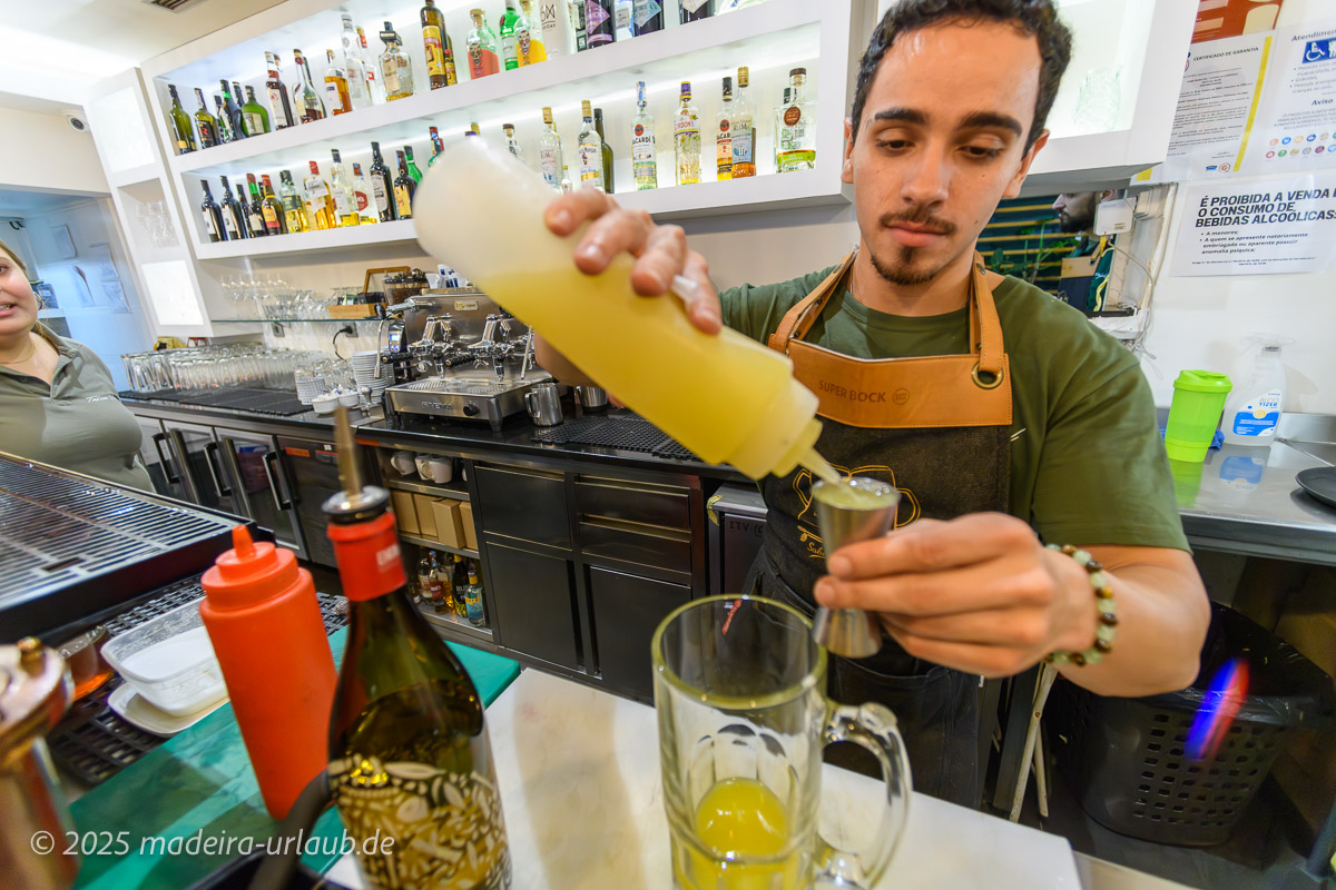 Zitronensaft für Poncha